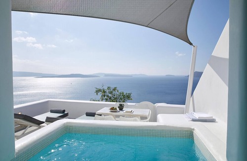 Oia Villa | Amazing Santorini Villa | 1 Bedroom | Deluxe Suite | Unbelievable Caldera Sea