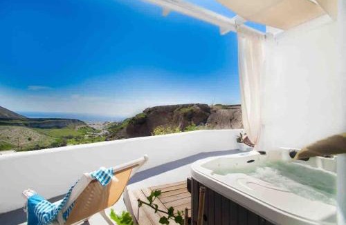 Megalochori Villa | Amazing Vineyard View Luxury Villa with juccuzi!