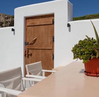 Megalochori Villa | Amazing Vineyard View Luxury Villa with juccuzi!