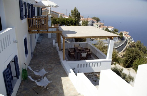 Samos Apartment | Ambelos - The balcony of Samos - Apartment Aphroditi