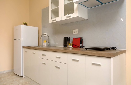Kalamaki Apartment | Ammos Comfort Apartments - 2 Bedroom Apartment N2, 400m from Kalamaki Beach