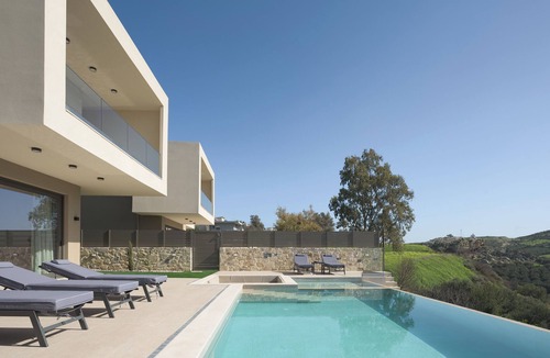 Venerato Villa | Ampela Villa, with Pool, Spa Whirlpool & Heritage