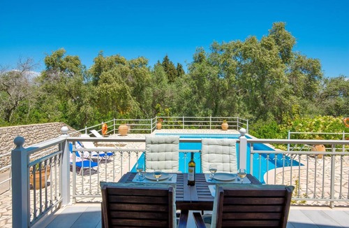 Koutsi Villa | Amphitrite in Paxi with 2 bedrooms and 2 bathrooms