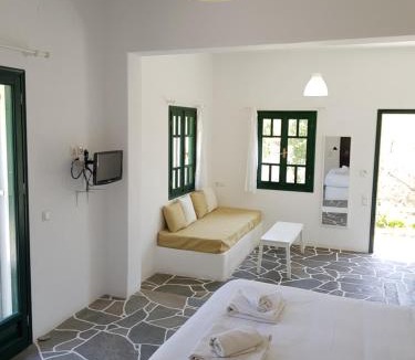Platis Gialos Hotel | Andromeda