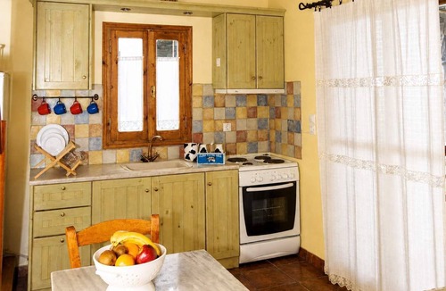 Athani Apartment | Anerada Houses - Seaviews Above Egremni in Lefkada
