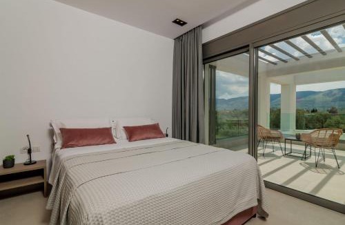 Neromilos Villa | Antonia Villa - Luxurious Serenity with Private Pool, by ZanteWize