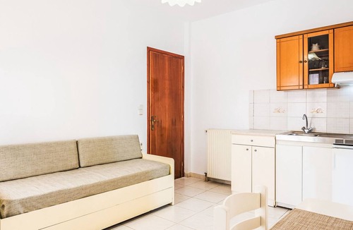 Galatas Apartment | Apartment 7 with seaview and beautiful sunset by Interhome