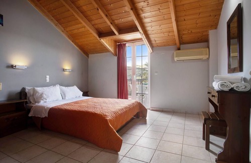 Limni Keri Apartment | Apartment "Dolphin Apartment Sea View 9" with Private Balcony, Shared Garden & Wi-Fi