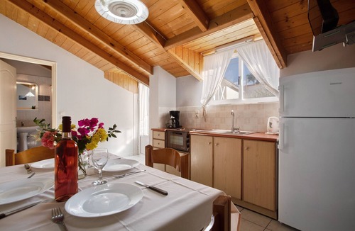 Limni Keri Apartment | Apartment "Dolphin Apartment Sea View 9" with Private Balcony, Shared Garden & Wi-Fi