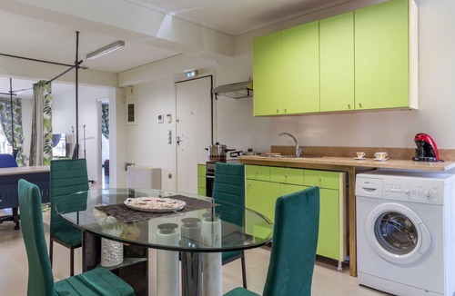 Galatsi Apartment | Apartment 'Galatsi Panorama 1' with Mountain View, Wi-Fi and Air Conditioning