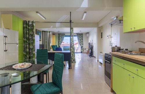 Galatsi Apartment | Apartment 'Galatsi Panorama 1' with Mountain View, Wi-Fi and Air Conditioning