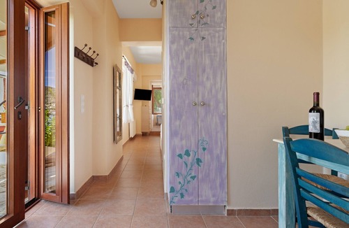Vathy Apartment | Apartment 'Galini' with Sea View, Shared Garden and Wi-Fi