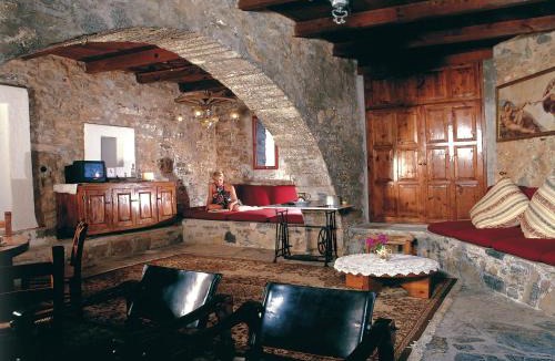 Mavrikiano Apartment | Apartment in Elounda near Spinalonga Beach