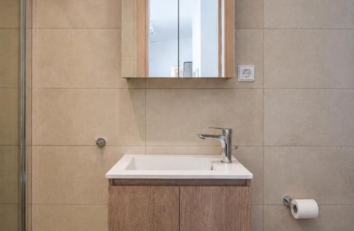 Pangrati Apartment | Apartment in Pagkrati with Acropolis View