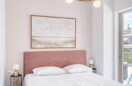 Pangrati Apartment | Apartment in Pagkrati with Acropolis View