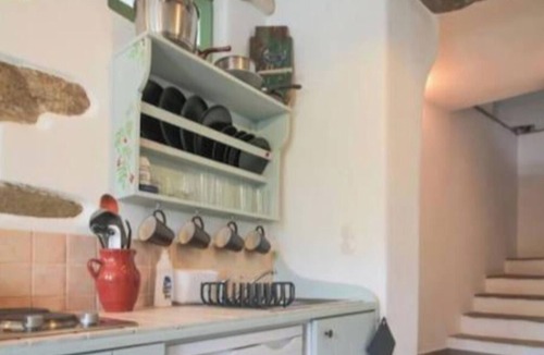 Exomvourgo House | Apartment 'Komi Lodge Tinos' with Mountain View