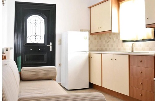 Merichas Apartment | Apartment 'Manolika Studio 4' with Sea View, Wi-Fi and Air Conditioning