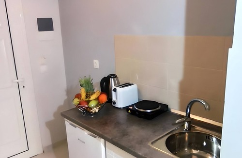 Marathias Apartment | Apartment 'Marathias 5005' with Private Terrace, Wi-Fi and Air Conditioning