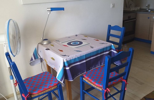 Makry Gialos Apartment | Apartment on beach