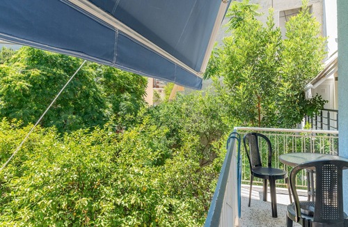 Nafplion City Centre Apartment | Apartment 'The Pirate's Mansion' with Mountain View, Wi-Fi and Air Conditioning