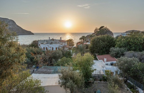 Panormos Apartment | Apartment 'Two-Bedroom No 2' with Sea View, Wi-Fi and Air Conditioning
