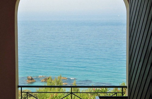 Parelia Apartment | Apartments with swimming pool and panorama sea view - Pelekas Beach