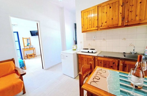 Agia Pelagia Hotel | Apollonia apartments- Cozy apartment next to the beach with sea view
