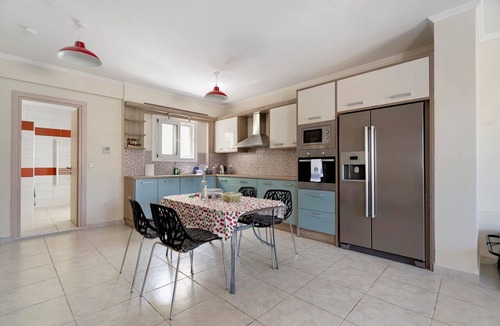 Katomerion Apartment | Appartment 'By The Sea 3' with Private Garden