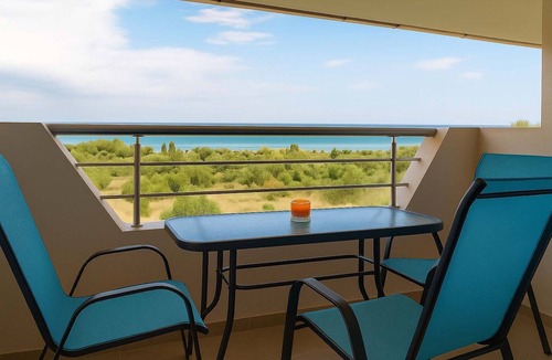Pefkochori Apartment | Aquamare Studios - Seaview Suite & Pool Getaway