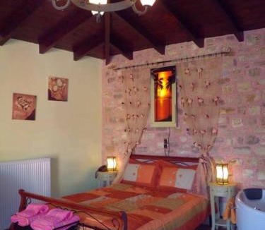 Vlacherna House | Arhontiko Kordopati Traditional Guesthouse