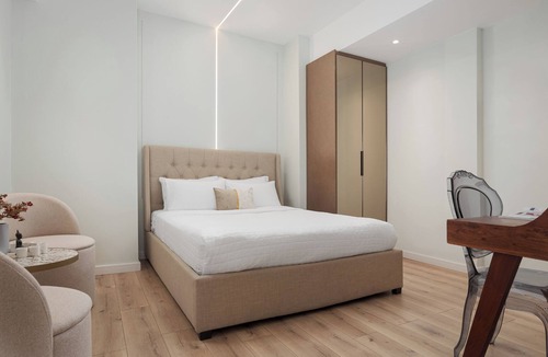 Mets Apartment | Artemis Apartment, Olympian Zeus Apartments