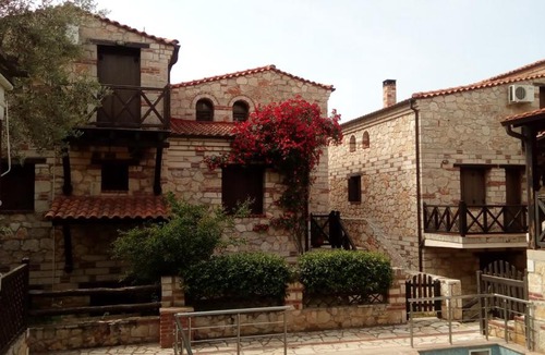 Psakoudia House | Artemis Stone House