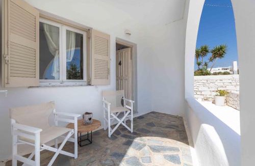 Piso Livadi Apartment | Aspries Suites