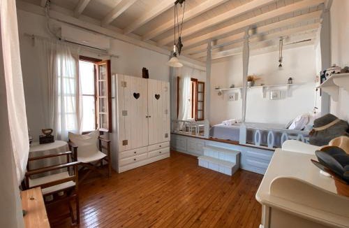 Symi House | Astradeni