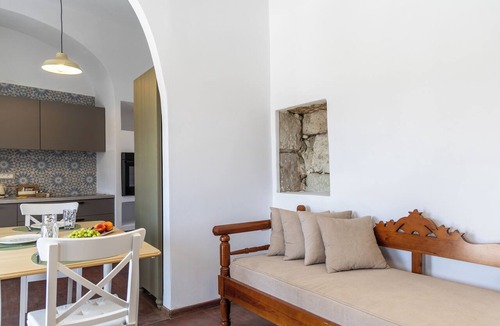 Tripiti House | Astraea Traditional House in Milos Island