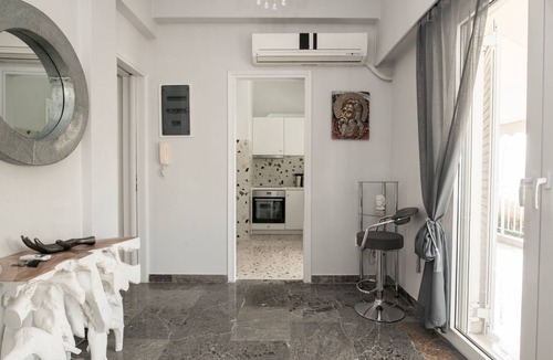 Filopappou Apartment | Athen von unserem Haus aus, wenige Schritte von der Akropolis entfernt by Interhome