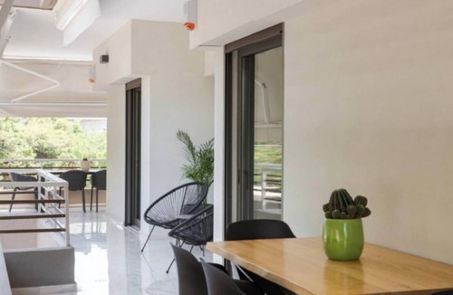 Vari-Voula-Vouliagmeni Apartment | Athenian Riviera Cozy Residence I Charming 2-bedroom apartment in Varikiza