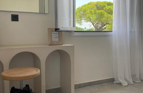 Lakithra House | AV Suites
