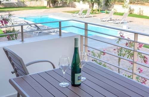 Paralia Villa | Azari Lifetime Memories Villa 2