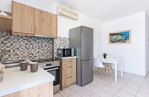 Rethymno Apartment | Azure Seaside Apt#7