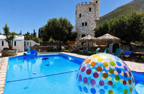 Platees House | Beach Livadostra StoneTower - Private Pool Retreat