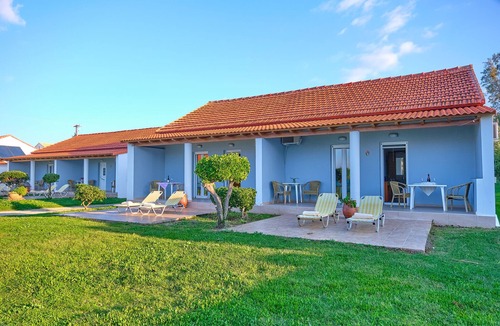 Acharavi Apartment | Beachside Bungalow 5 Acharavi Corfu