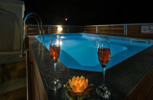 Kournas House | Beautiful holiday home in kurnas with private pool