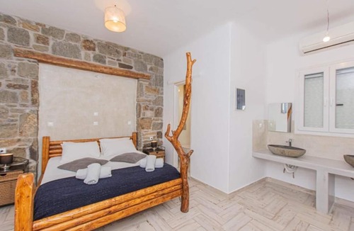 Mykonos Town Hotel | Bebis House