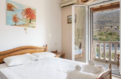 Kalymnos Apartment | Bed and Breakfast 'Room No 14' with Sea View, Wi-Fi and Air Conditioning