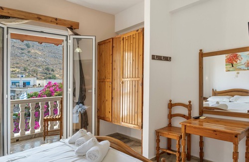 Kalymnos Apartment | Bed and Breakfast 'Room No 14' with Sea View, Wi-Fi and Air Conditioning