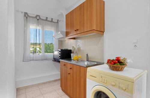 Katochori Cottage | Bella-Maria at Aptera with mountain and sea view!