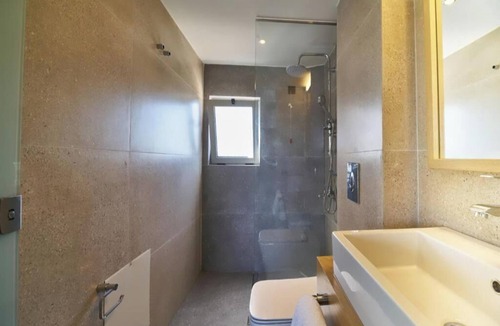 Maleme Hotel | Bella Pais Split-Level Apartment – Cozy Seaside Retreat Steps from Maleme Beach
