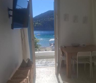Tolo Apartment | Big apartment on the beach