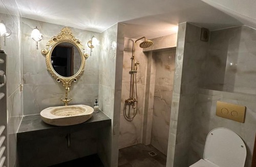 Oraiokastro Apartment | Blessings Apartment with Private Garden and Parking